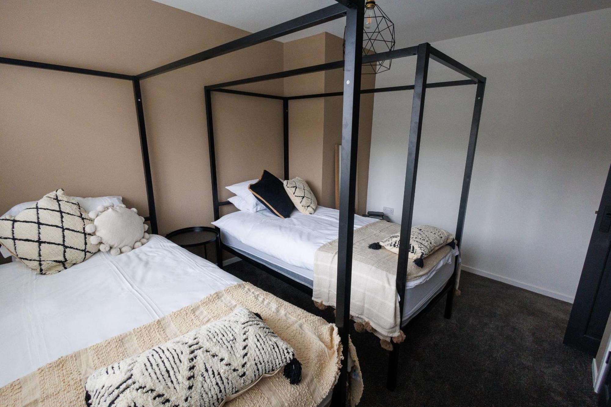 Uber Stylish 3 Bedroom Home Off Road Parking Near Town Centre And Bike Park Wales 梅瑟蒂德菲尔 外观 照片