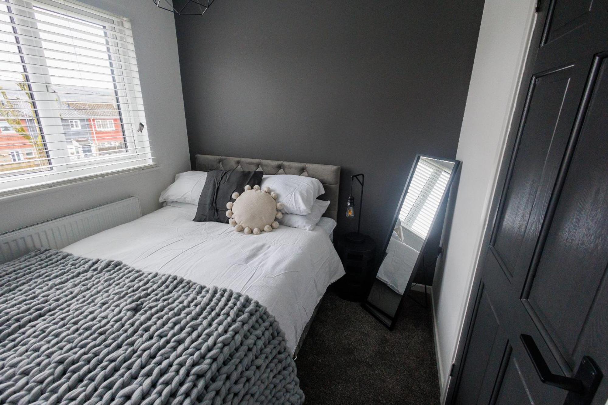 Uber Stylish 3 Bedroom Home Off Road Parking Near Town Centre And Bike Park Wales 梅瑟蒂德菲尔 外观 照片